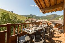 Apartment in La Clusaz - LCZ - Luxueux T4 au pied des pistes, 5*